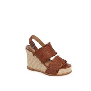 Linea Paolo Elaine Wedge Leather Sandals
Size 8 LIKE NEW